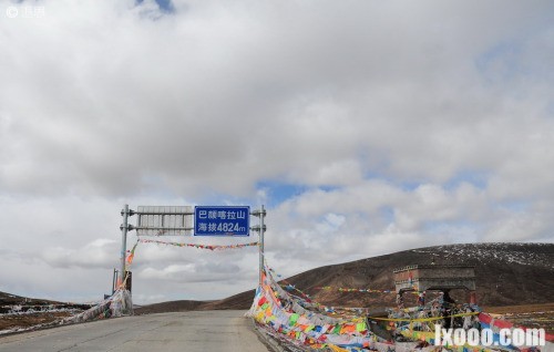 巴颜喀拉山垭口·西藏