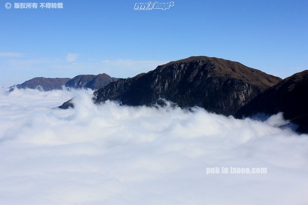 九龙山顶的云海