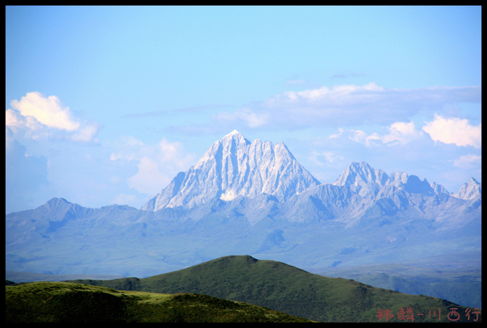 塔公寺 雪山